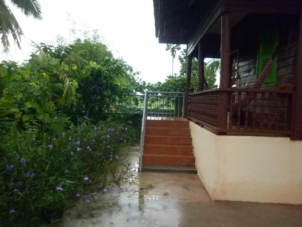 Meas Family Homestay Angk Ta Saom Habitación foto